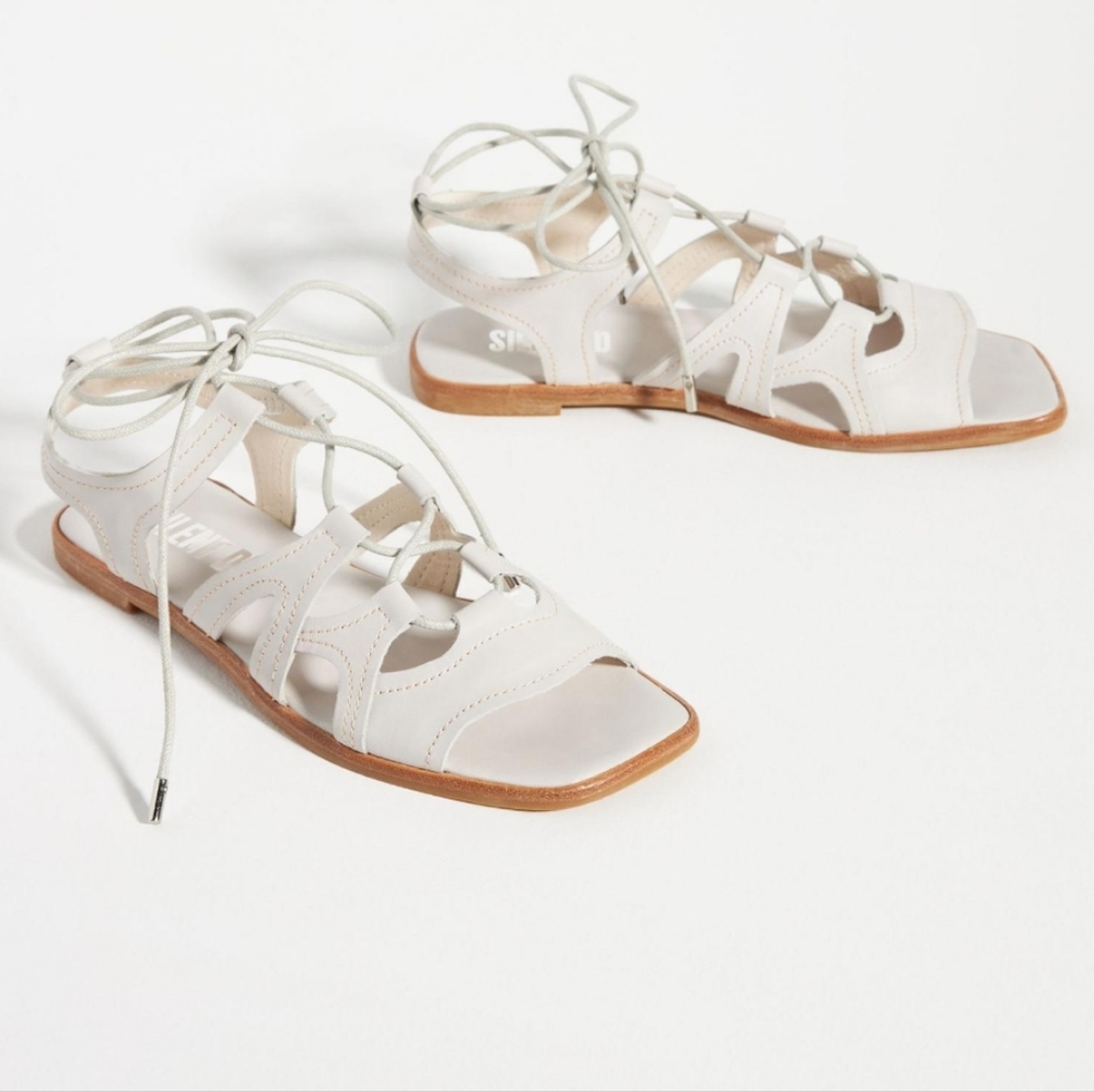 🆕️In Box Silent D] Anthropologie Gladiator Satelli Ivory TieUp Sandals Size 39